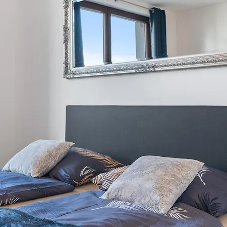 Terrace Royale Apartament *