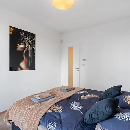 Terrace Royale * Praga