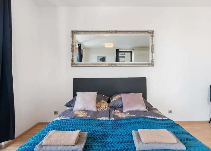 Terrace Royale Apartment
